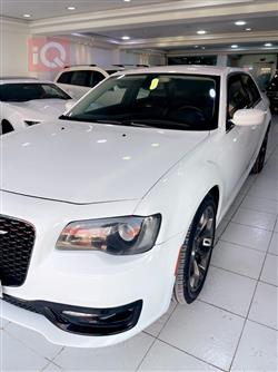 کرایسلەر 300